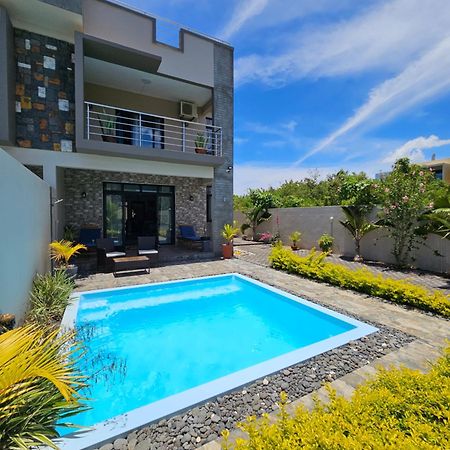 Villa Aahana - Flic En Flac Exterior photo