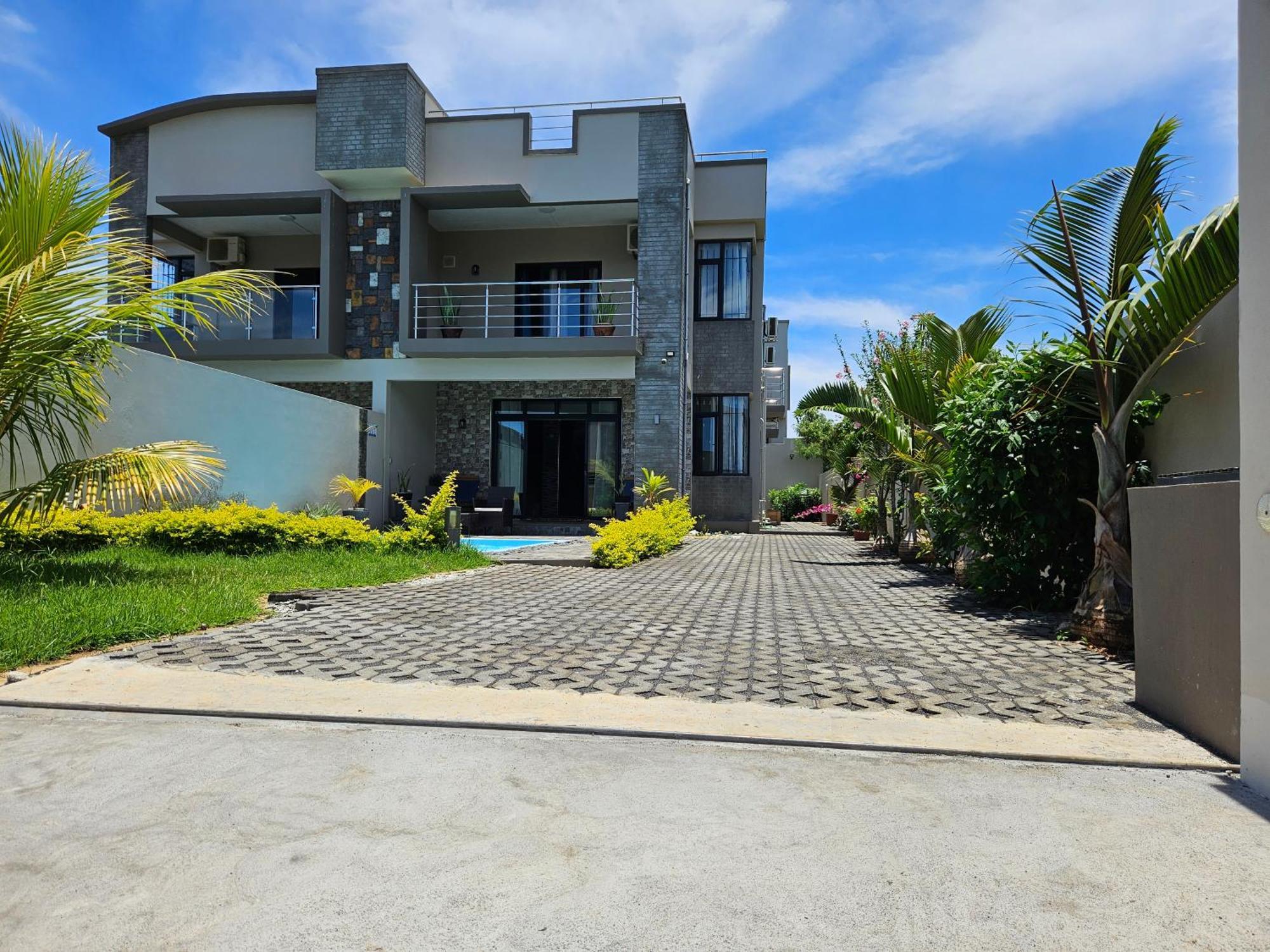 Villa Aahana - Flic En Flac Exterior photo