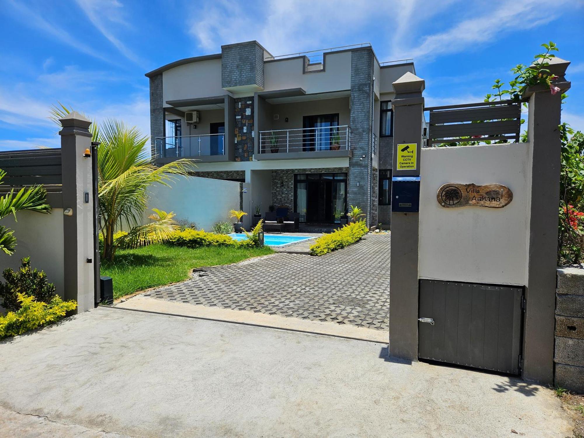 Villa Aahana - Flic En Flac Exterior photo